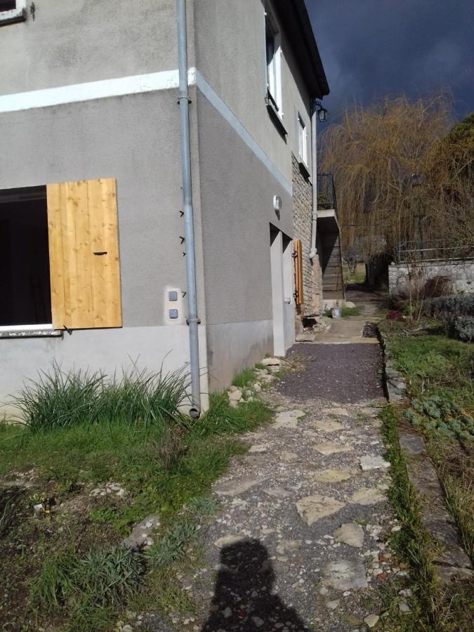 Villy-en-Auxois Agreable Chambre Meublee, Vue Sur La Vallee De L'Auxois מראה חיצוני תמונה